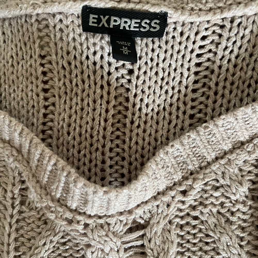 Express sweater - Picture 3 of 3